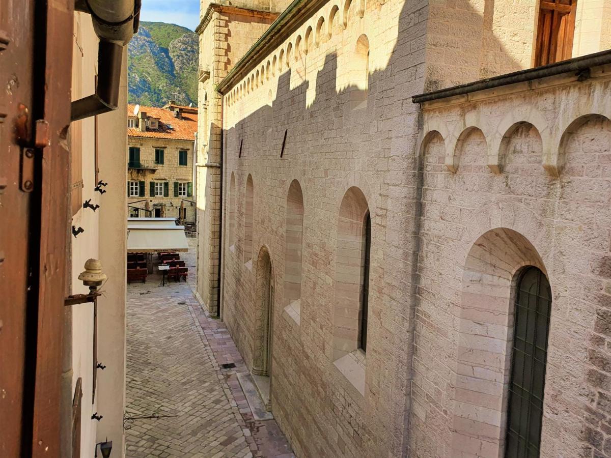 St.Tripun Apartment Kotor Exterior foto